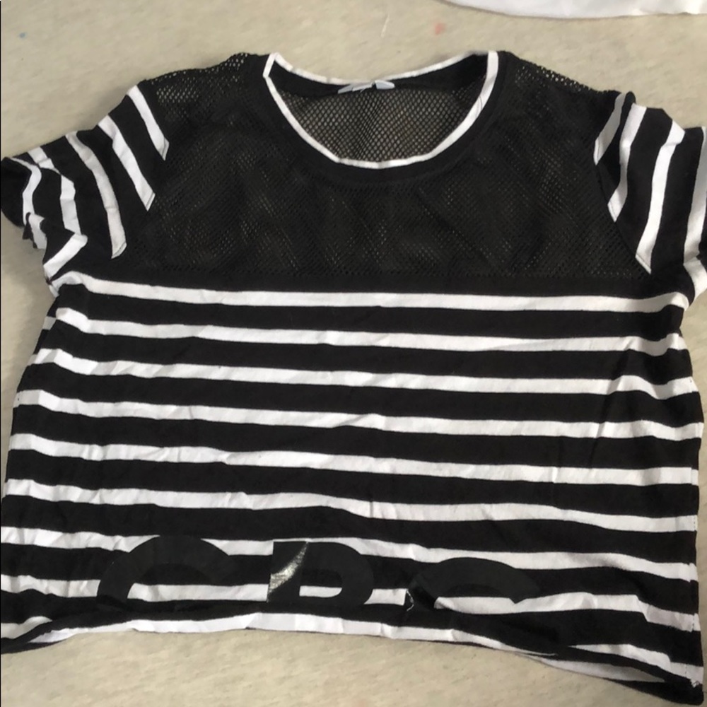 Black and white croptop